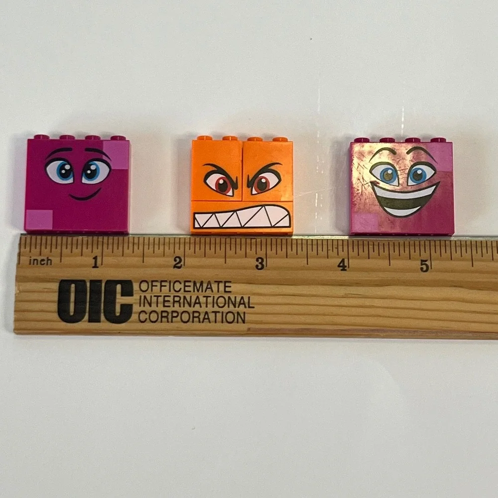 LEGO The LEGO Movie 2 Queen Watevra Wa'Nabi Face Bricks Magenta Orange 3 Piece